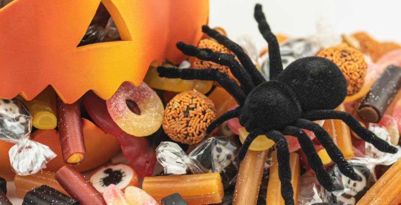 Five Great Halloween Habits to Help your Child’s Teeth